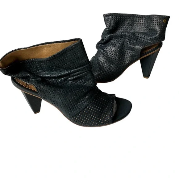 NEW IN BOX Fly London Indigo Iwo Toe Dark Grey Leather Ankle Boot 40 - Picture 5 of 16